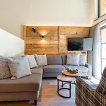 Pinzgau 2e Chalet Wald im Pinzgau