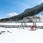 Pinzgau 2e Chalet Wald im Pinzgau