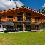 Chalet Pinzgau 2e Wald im Pinzgau